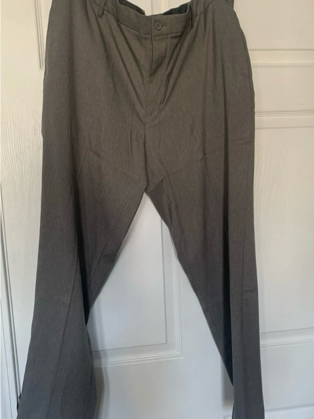 Ben Sherman Men’s Gray Dress Pants – 38 Waist 30 Length – Flat Front – Business